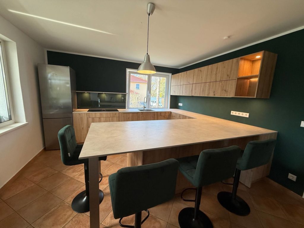 Schüller Bari U-Küche modern