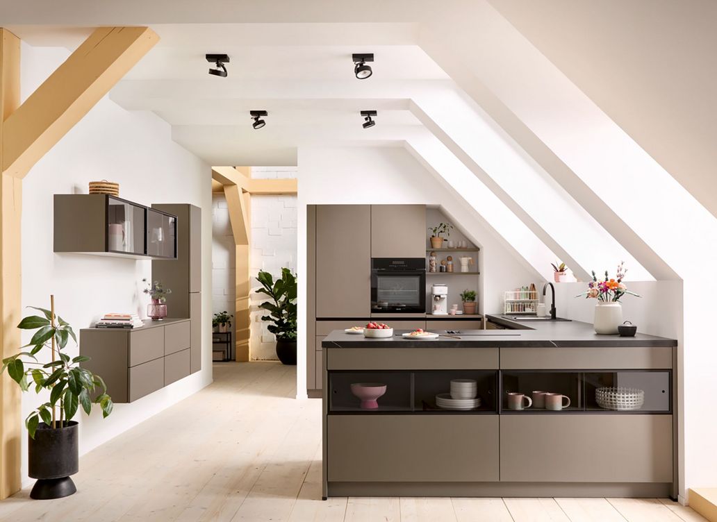 Schueller Matera Colour Braun satinmatt