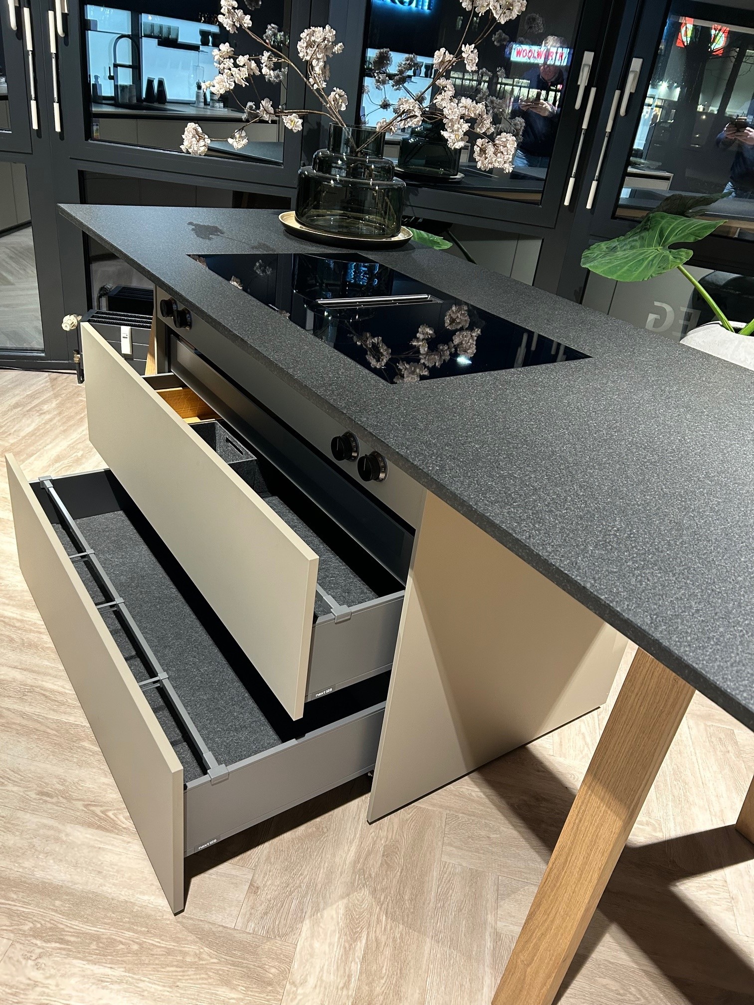 next125 Kochtisch in Eiche – Bild 4